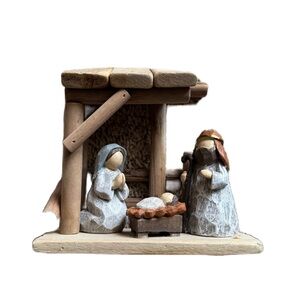 Resin and Wooden Nativity Scene Holy Family Manger Christmas Set Holiday Decor